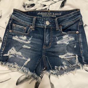 Low rise jean shorts!